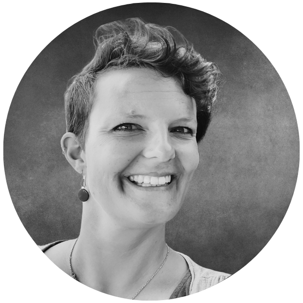 Portrait schwarz-weiß von Elisabeth Junk